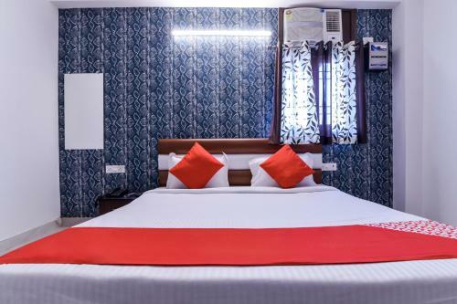 Hotel Oyo 26588 Diamond Blue