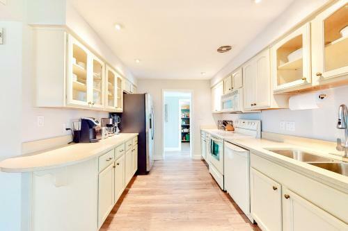 Beachside Bungalow