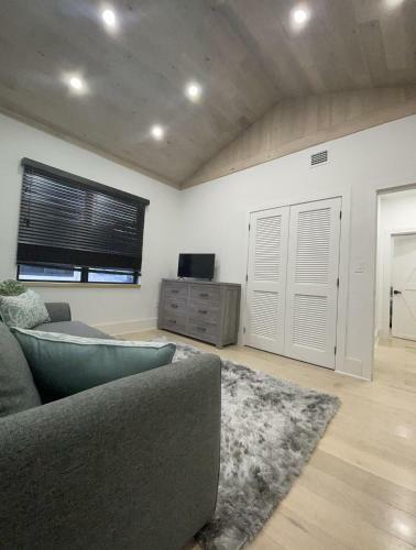 Lovely Spanish Style 1 Bedroom Apartment Sleep 6
