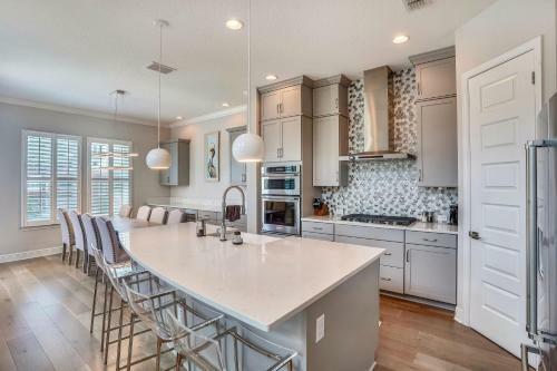 Redington Townhouse- Beach Luxury, Amazing Location