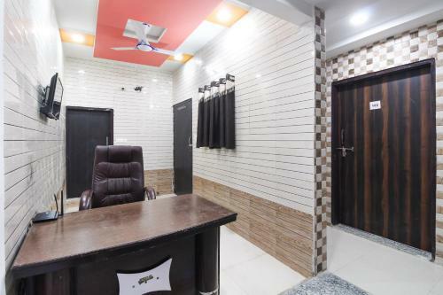 Hotel Oyo 63218 Prakash Dham