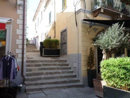 Casa Centro Con Giardino La Maddalena