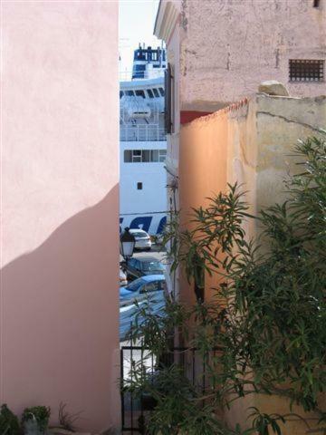 Casa Centro Con Giardino La Maddalena
