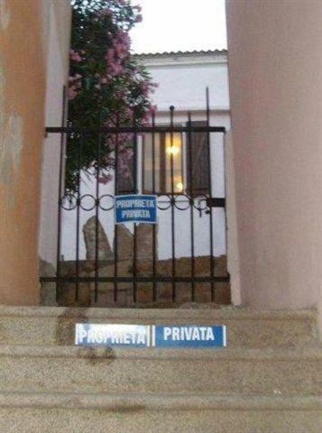 Casa Centro Con Giardino La Maddalena