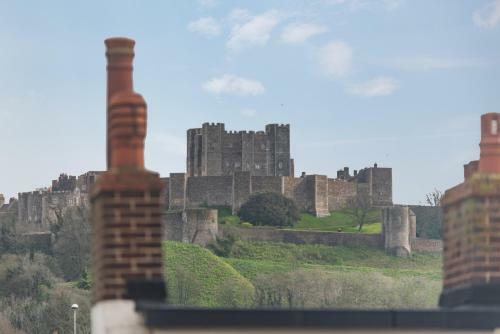 Charming Cottage With Views Of Dover Castle - Castle View
