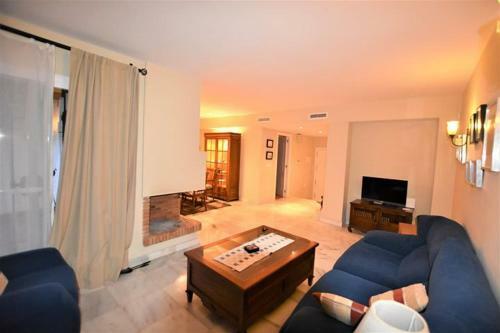 Beatiful Townhouse Los Naranjos De Marbella T003
