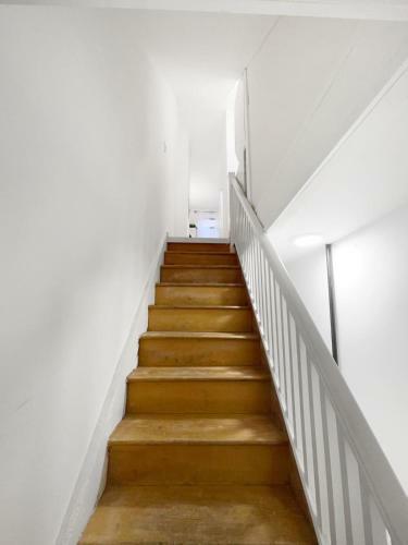 Apartamento Newly Renovated 3 Beds With Private Backyard