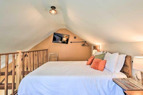 Catskills Bungalow With Fireplace And Gas Grill!