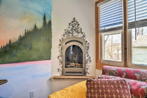 Darling Wheelchair Accessible Gem Pond View!