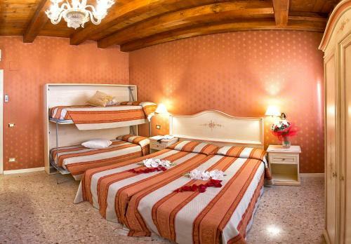 Hotel Conterie