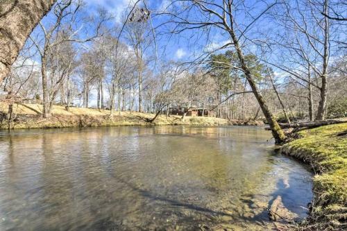 Cozy Cabin Vibes On The River W/ Firepit