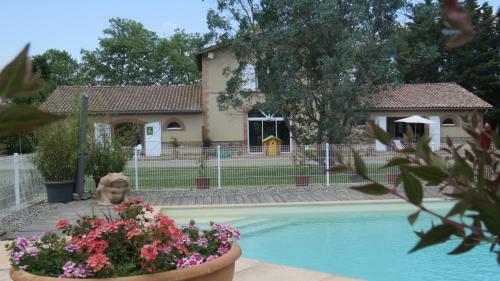 G�te La Tourasse Les Tournesols