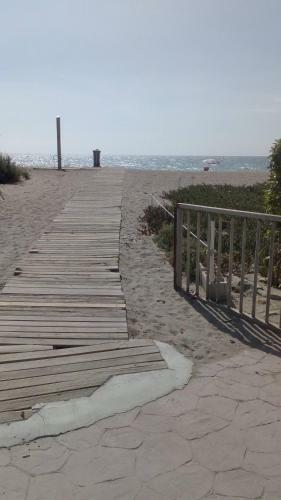 Apartamento Ground Floor Naturist Studio With Terrace