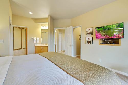 River Ridge 324ab
