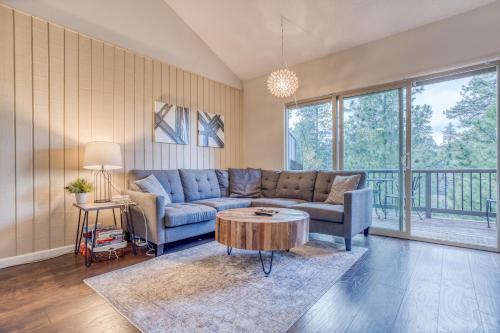 Ski House 214