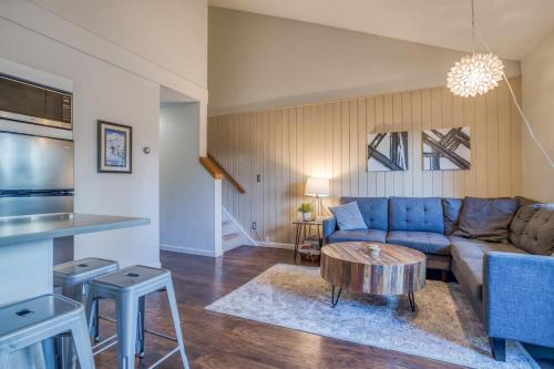 Ski House 214