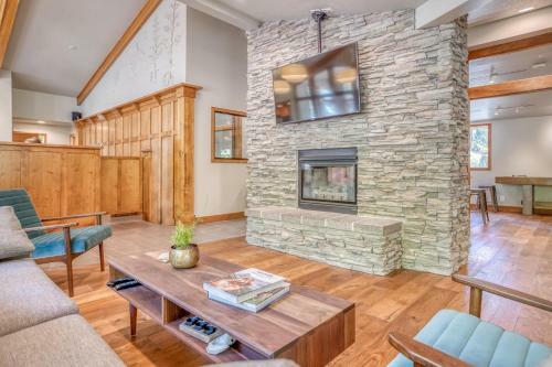 River Ridge 428ab