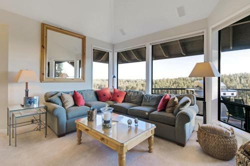 River Ridge 426ab
