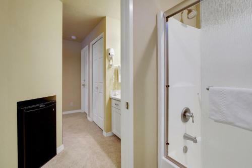 Hotel River Ridge 422b