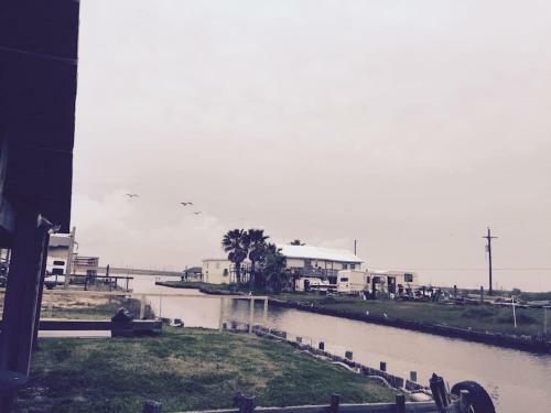 Bayhouse On The Water