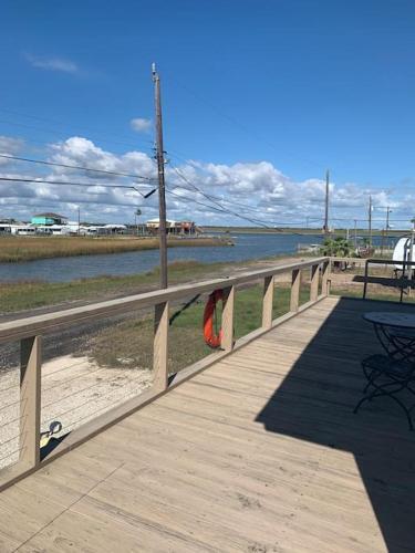 Bayhouse On The Water