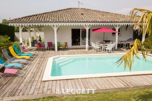 Beautiful Louisiana Villa Sleeps 6 With Pool Without Screws
