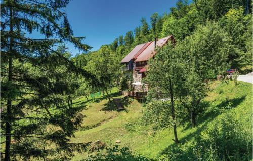 Three-bedroom Holiday Home In Skrad