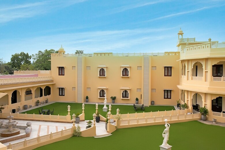 Syna Heritage Hotel