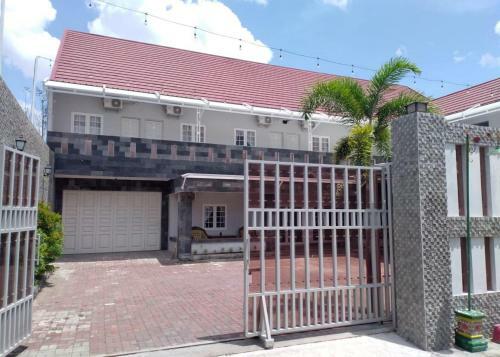 Hotel Griya Sambilegi Maguwoharjo Redpartner