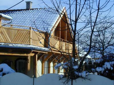 Hostal K?szeghegyalja Vend�gh�z