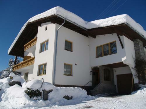 Hostal Pension Talblick In W�ngle Bei Reutte