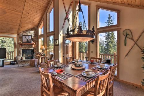 Lazy Moose Cabin With Wraparound Deck And Privacy!