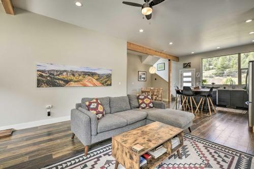 Modern Mtn Getaway With Deck, Gas Grill And Views