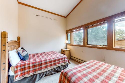 Tennis Townhome 1323