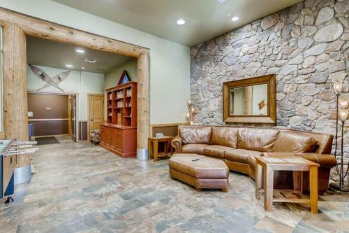 Arapahoe Lodge 8115 By Book By Owner