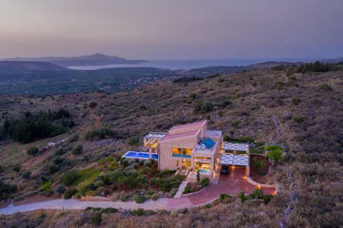 Kaminia Villa