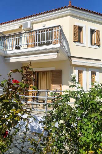 Eleni Suites Methoni