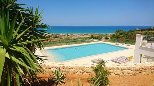 Hotel La Blanca Resort & Spa