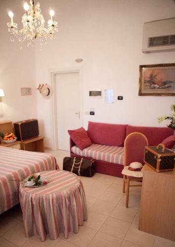 Hotel Tirreno