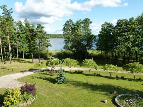 Country Holiday Hotel