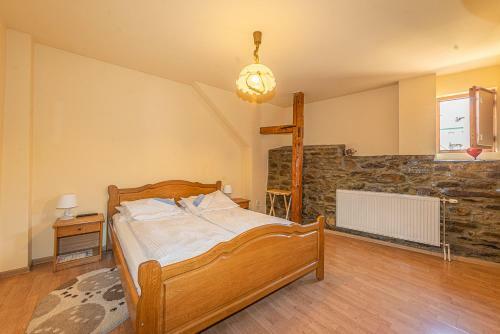 Hostal Pensiunea Zidul Cet??ii