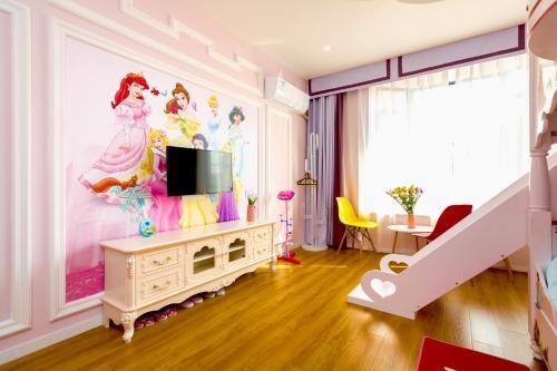Hostal ????????