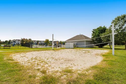 Bethany Bay --- 4703 Pettinaro