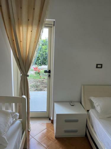 Hostal Rooms For Rent Habipi