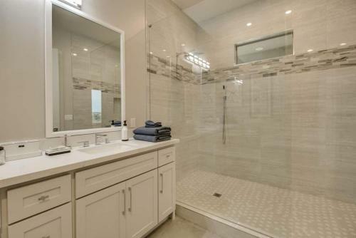 Luxurious Fountain Hills Designer Home Wviews