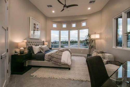 Luxurious Fountain Hills Designer Home Wviews