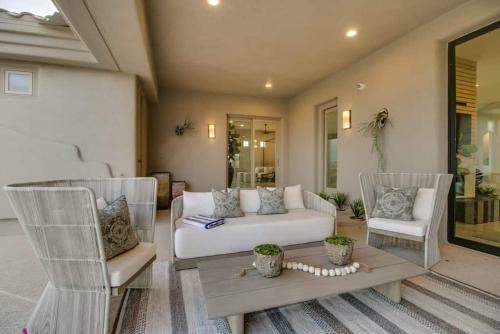 Luxurious Fountain Hills Designer Home Wviews