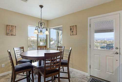 Fountain Hiils 4 Bdrm Wbreathtaking Views & Pool