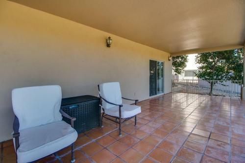 Fabulous 4-bdrm Wbreathtaking Views & Pool