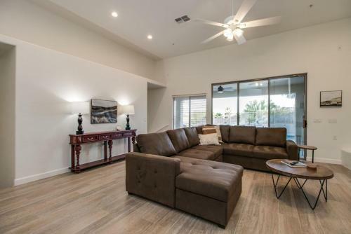 Breathtaking Views And Htd Pool In Fountain Hills